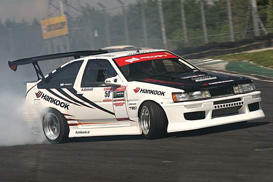 Keiichi Tsuchiya Ae86