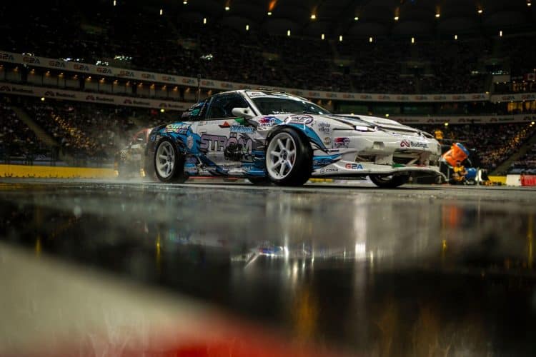 reflection nissan 180sx s13 mckeever dominates as heinonen clinches 2024 drift masters title